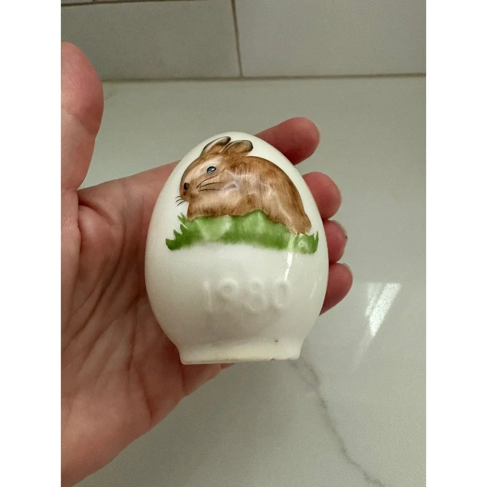 Goebel W Germany 1980 Ceramic‎ Easter Egg Bunny Rabbit Figurine Vintage
